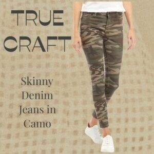 TRUE CRAFT Mid Rise Skinny Denim Jeans in Olive Camo  NWT Sz. 15 Juniors
